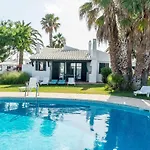 Casa 6 U En Complejo Holiday home Binisafua